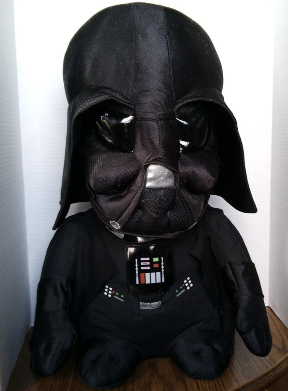 Genny 19' Star Wars Darth Vader Plush